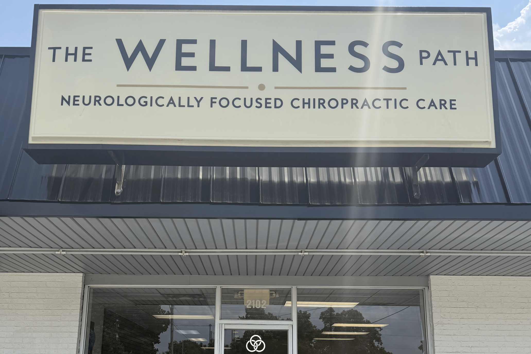 Exterior entrance of Wellness Path Chiropractic, a chiropractor in Morristown, TN next door to Simple Dental